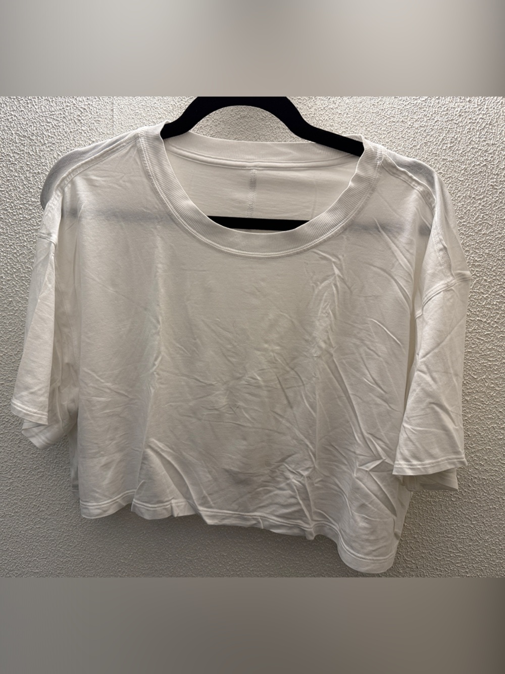 lululemon athletica White Cropped Crew Neck Top